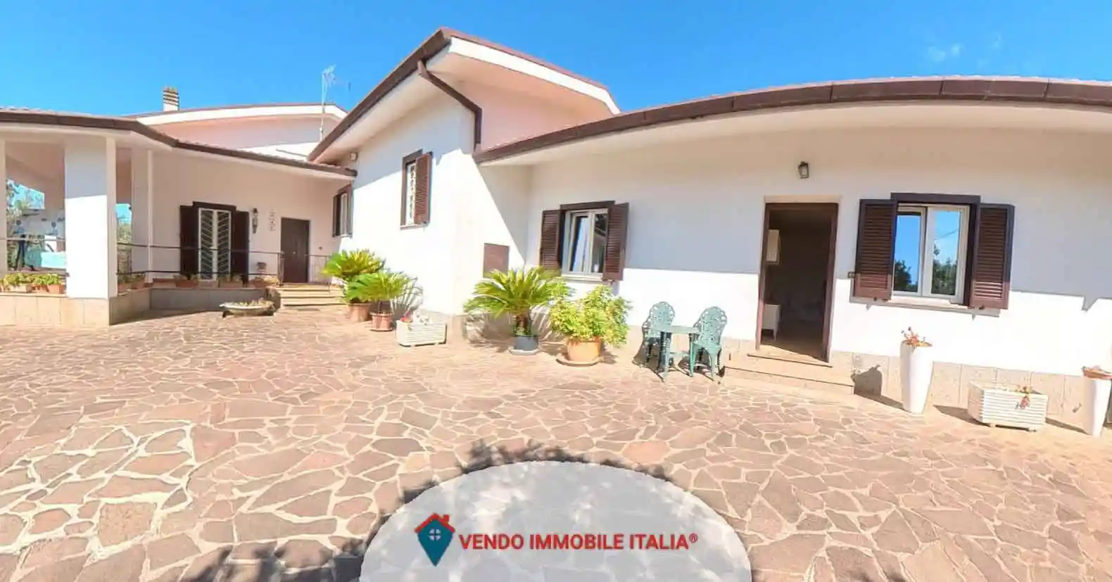 Villa in vendita a Cisterna di Latina
