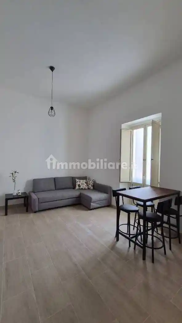 Appartamento in affitto a Trani