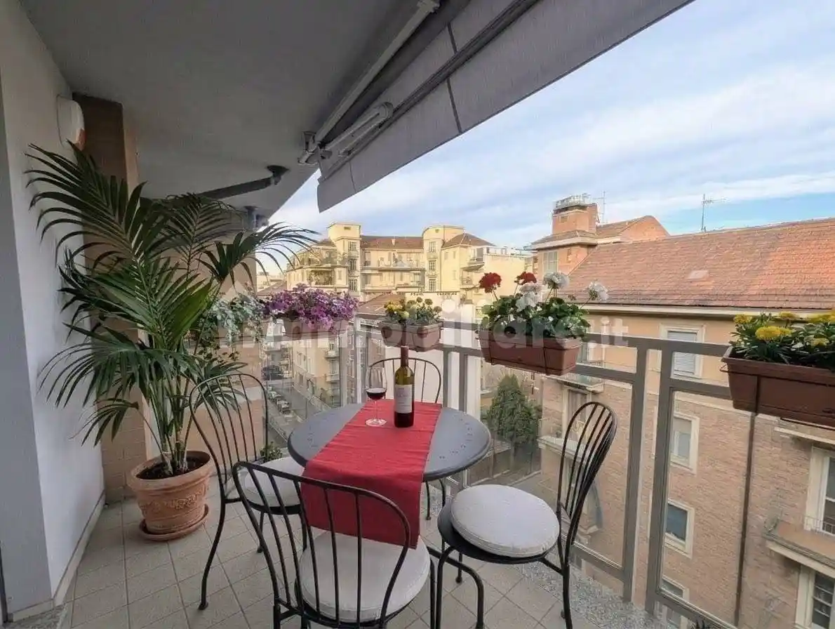 Appartamento in vendita a Torino