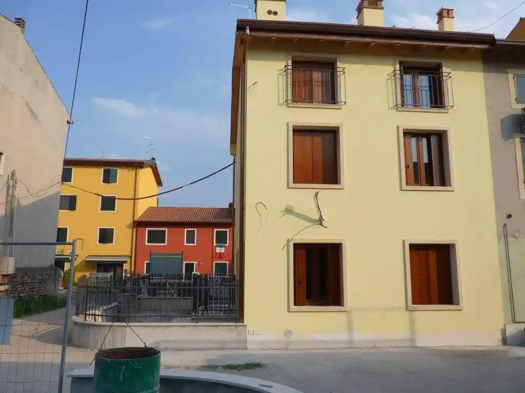 Appartamento in affitto a Villafranca di Verona