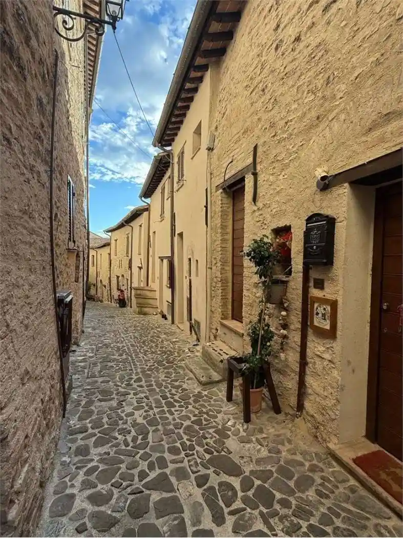 Appartamento in vendita a Nocera Umbra