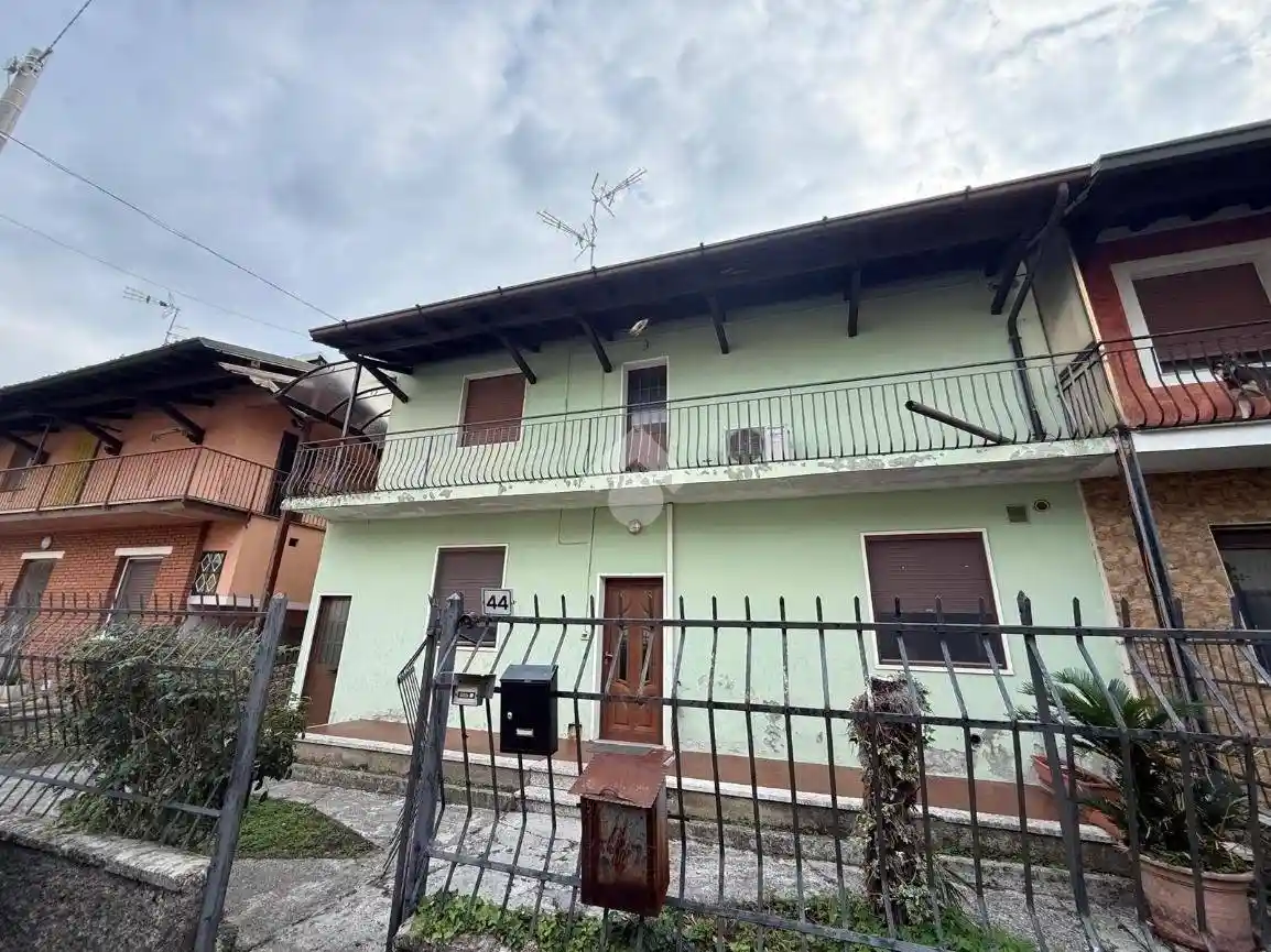 Casa indipendente in vendita a Rovato
