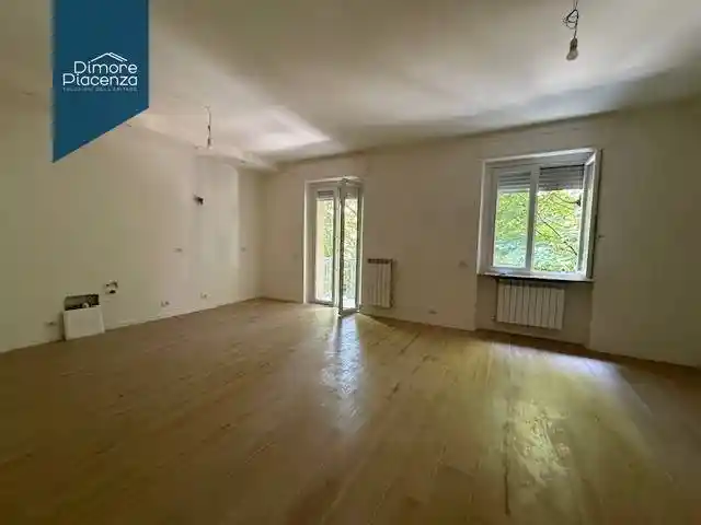 Appartamento in vendita a Piacenza