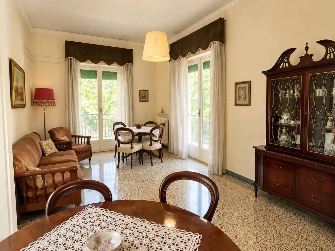 Appartamento in vendita a Napoli