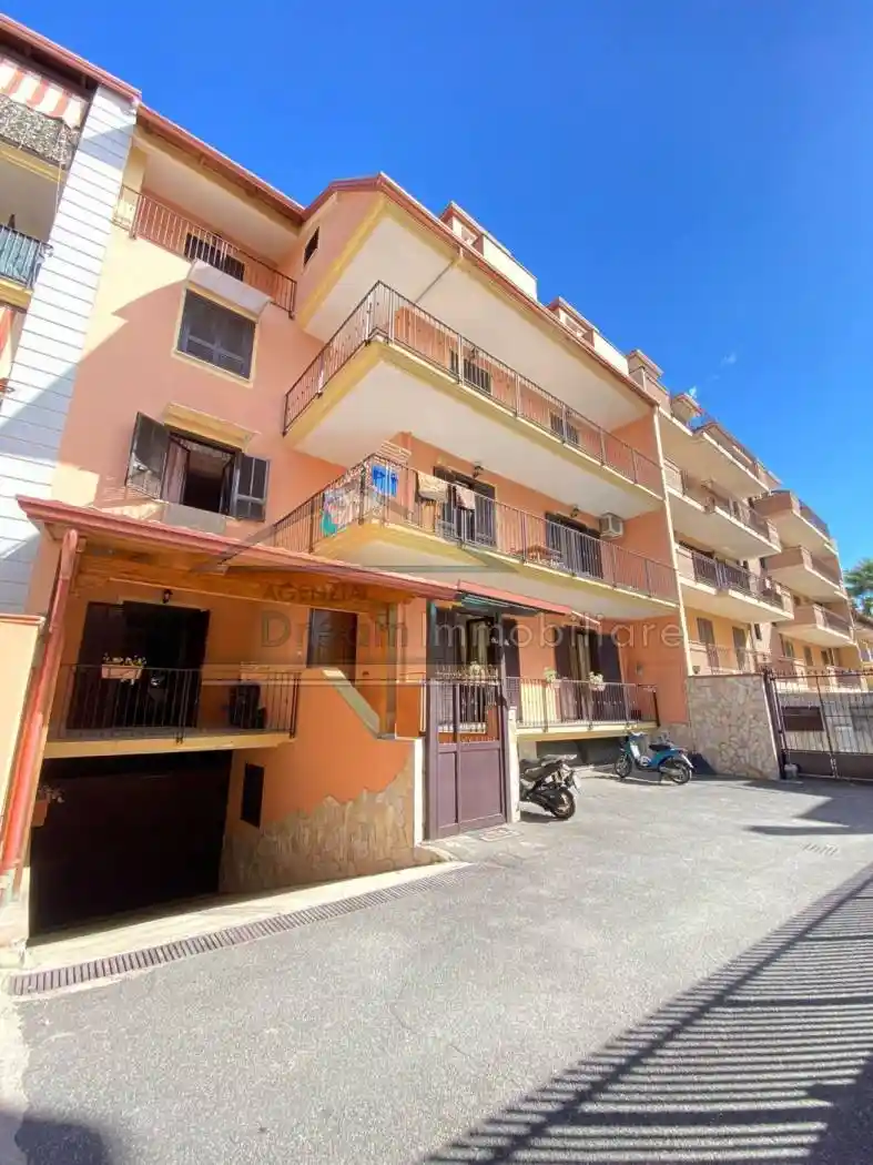 Villa in vendita a Giugliano in Campania