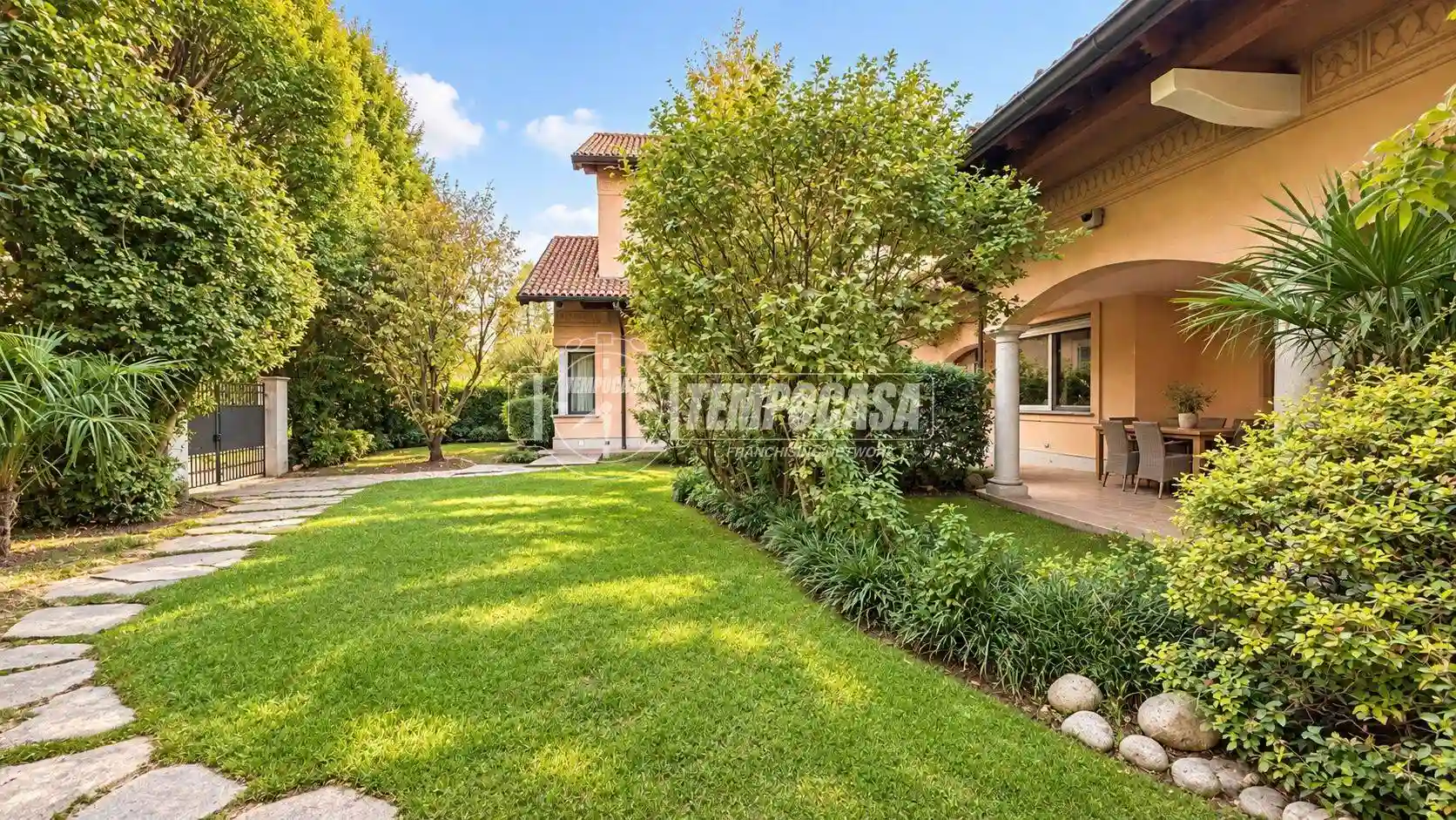 Villa - foto 2