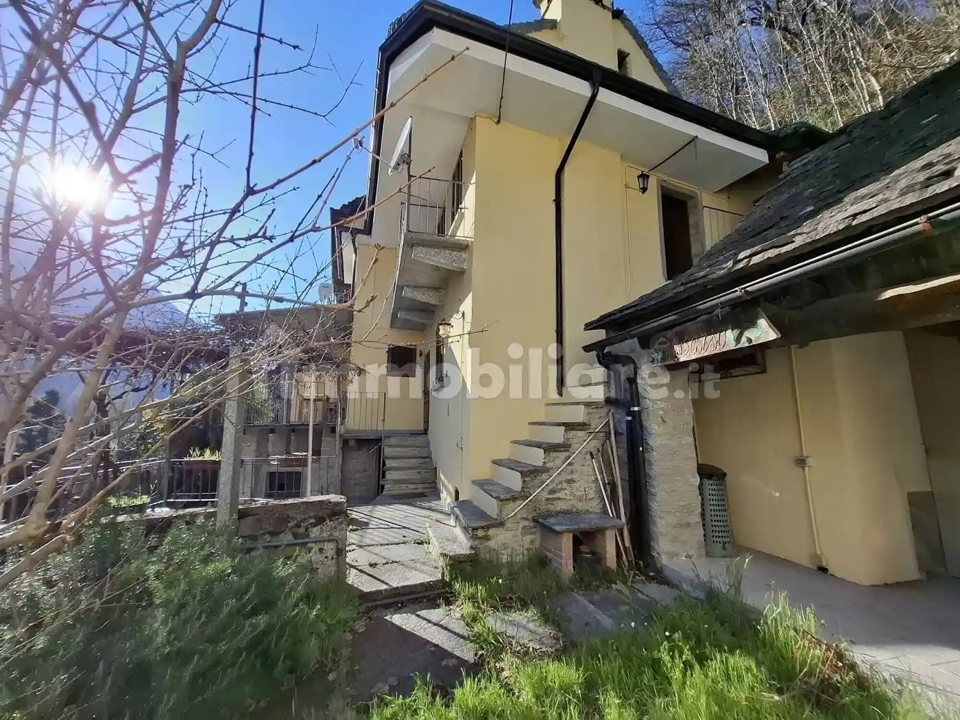 Casa indipendente in vendita a Varzo