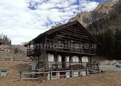 Rustico - Casale in vendita a Gressoney-Saint-Jean