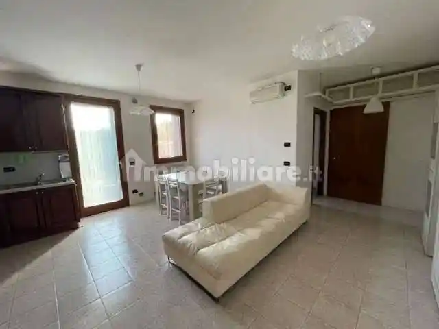 Appartamento in affitto a Massanzago