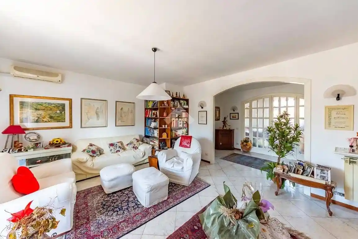 Appartamento in vendita a Rescaldina