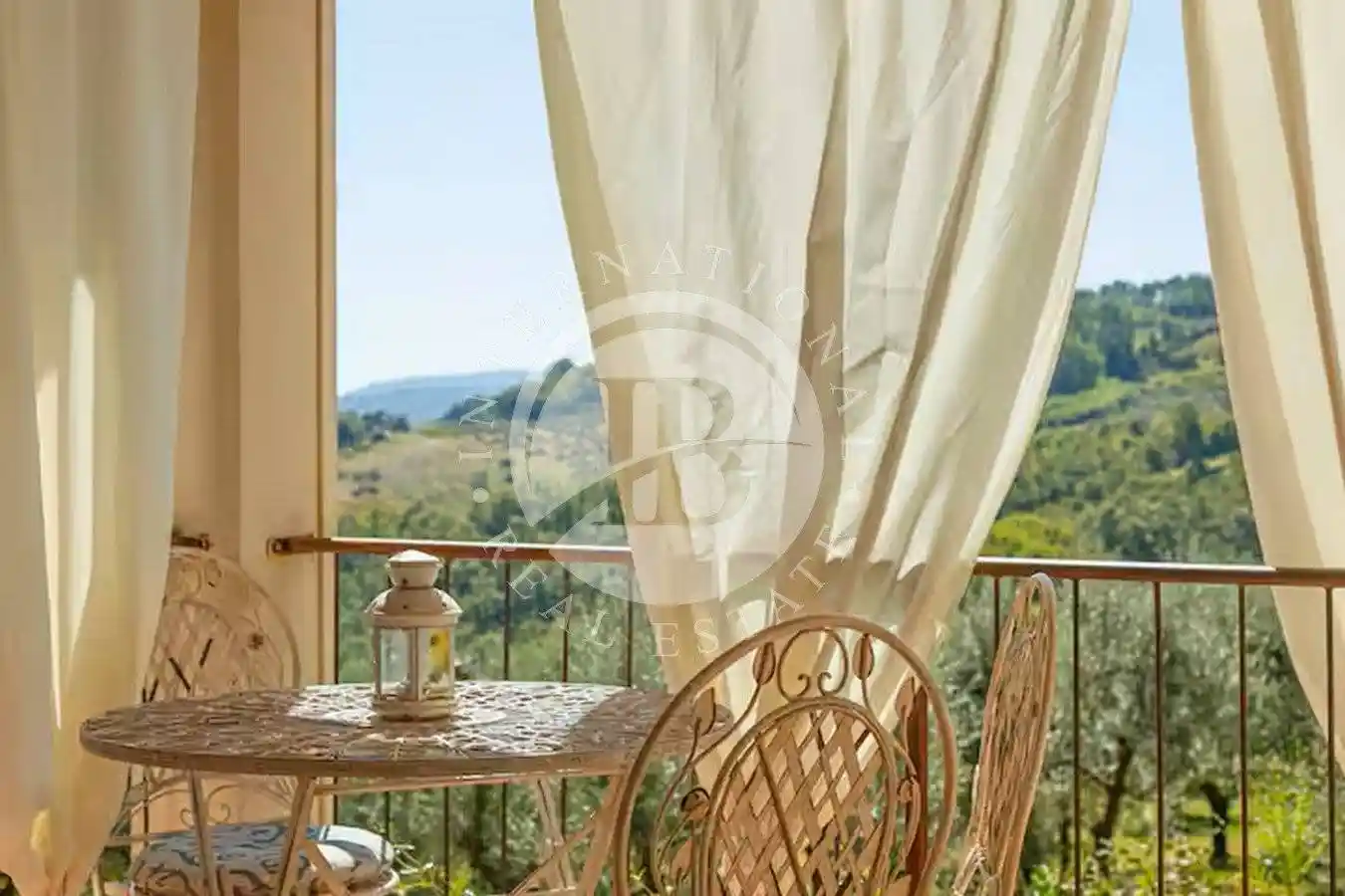 Villa in vendita a Gambassi Terme