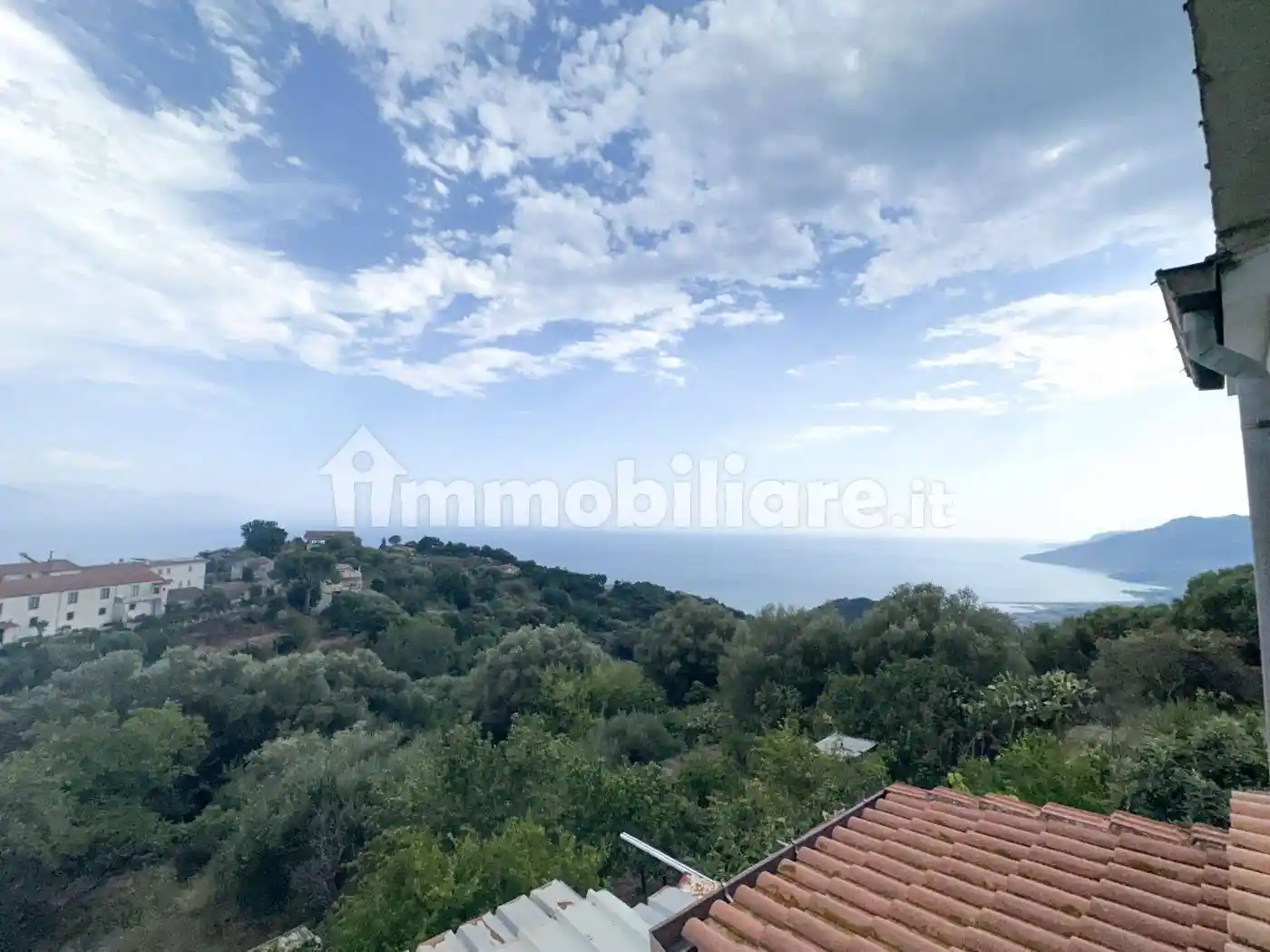 Casa indipendente in vendita a Ispani