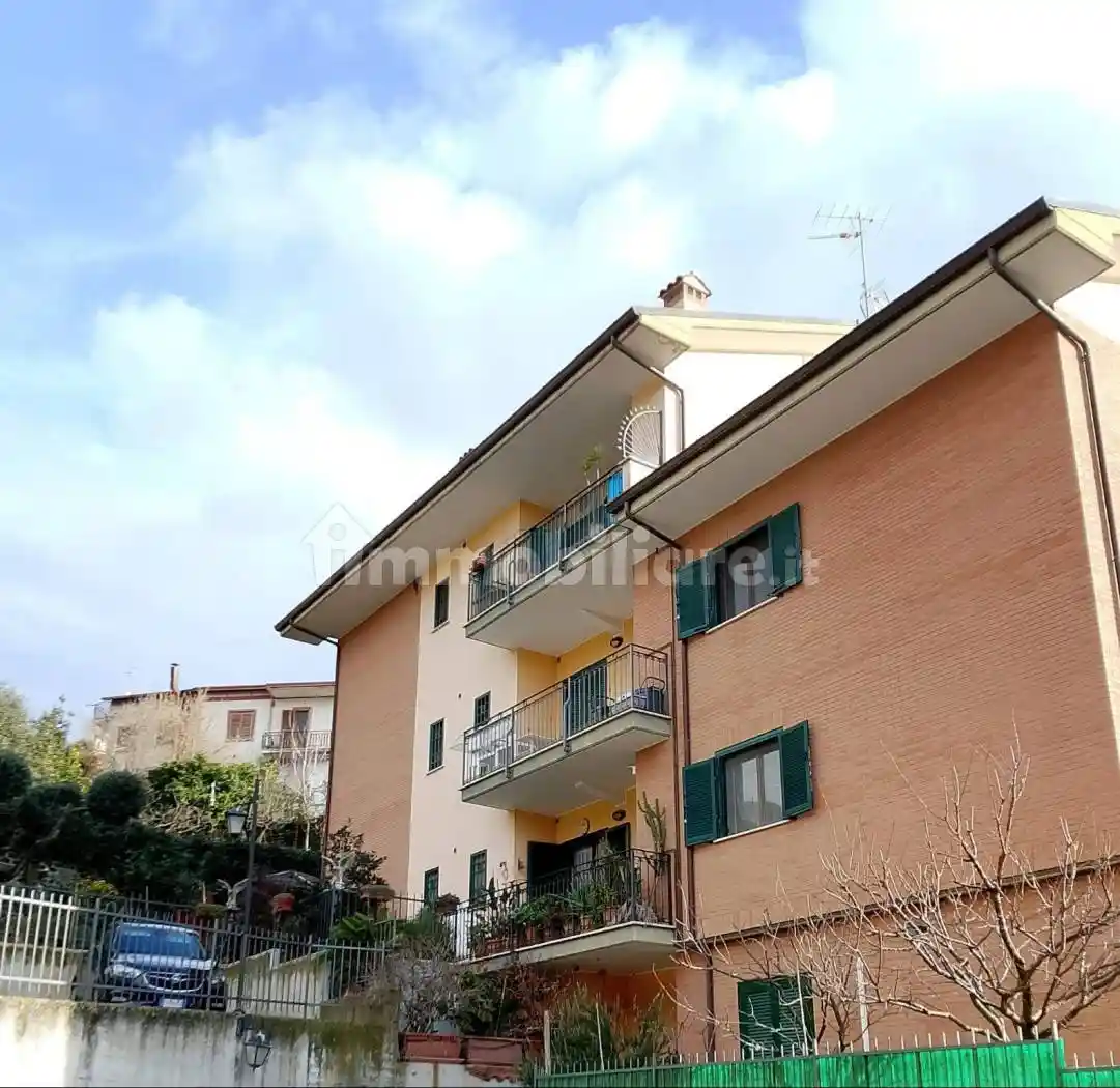 Appartamento in vendita a Lanuvio