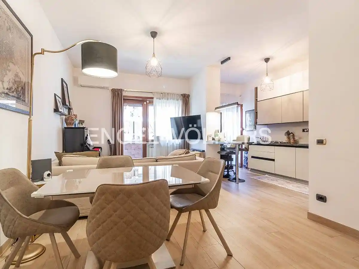 Appartamento in vendita a Roma