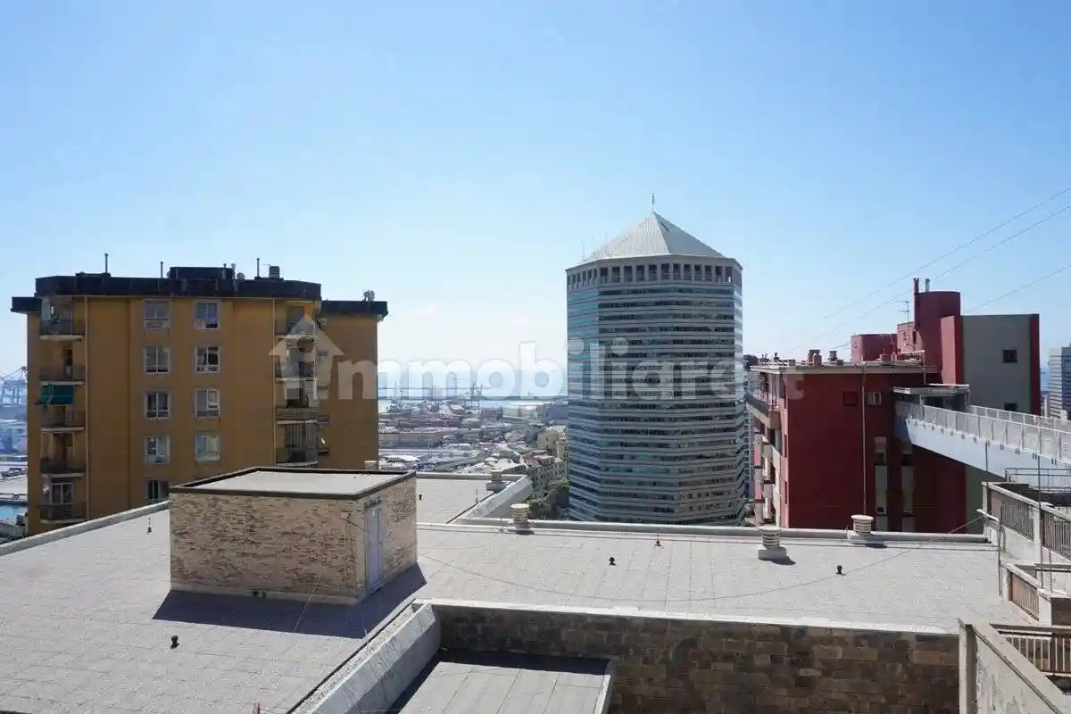Appartamento in affitto a Genova