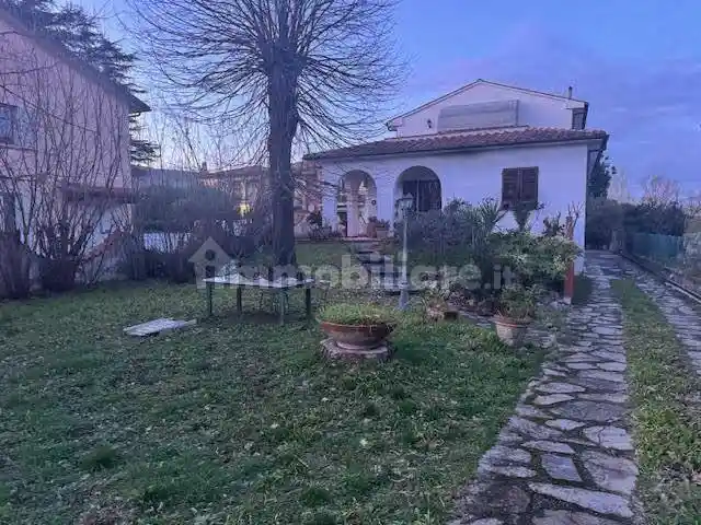 Villa in vendita a San Giuliano Terme