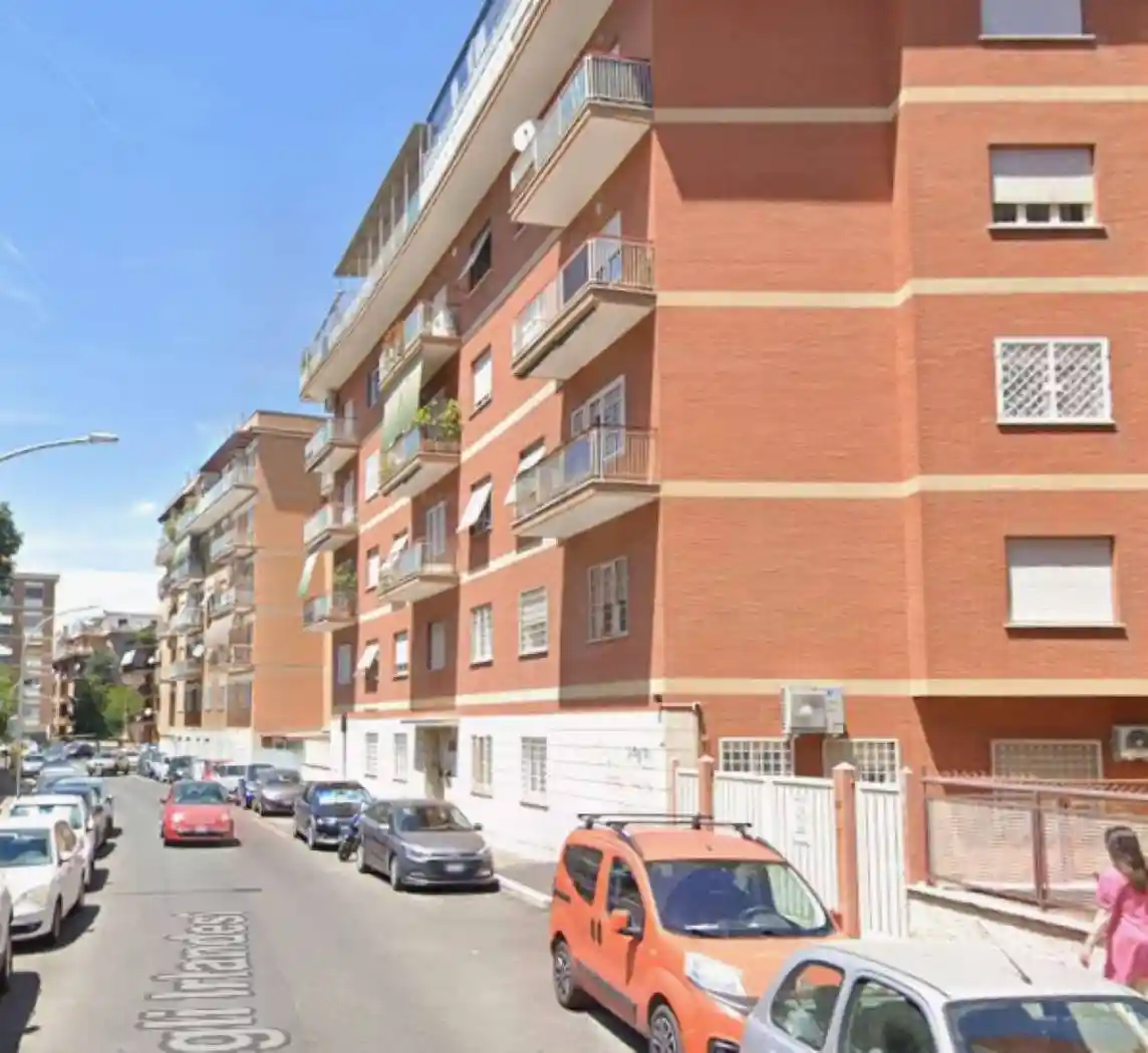 Appartamento in vendita a Roma