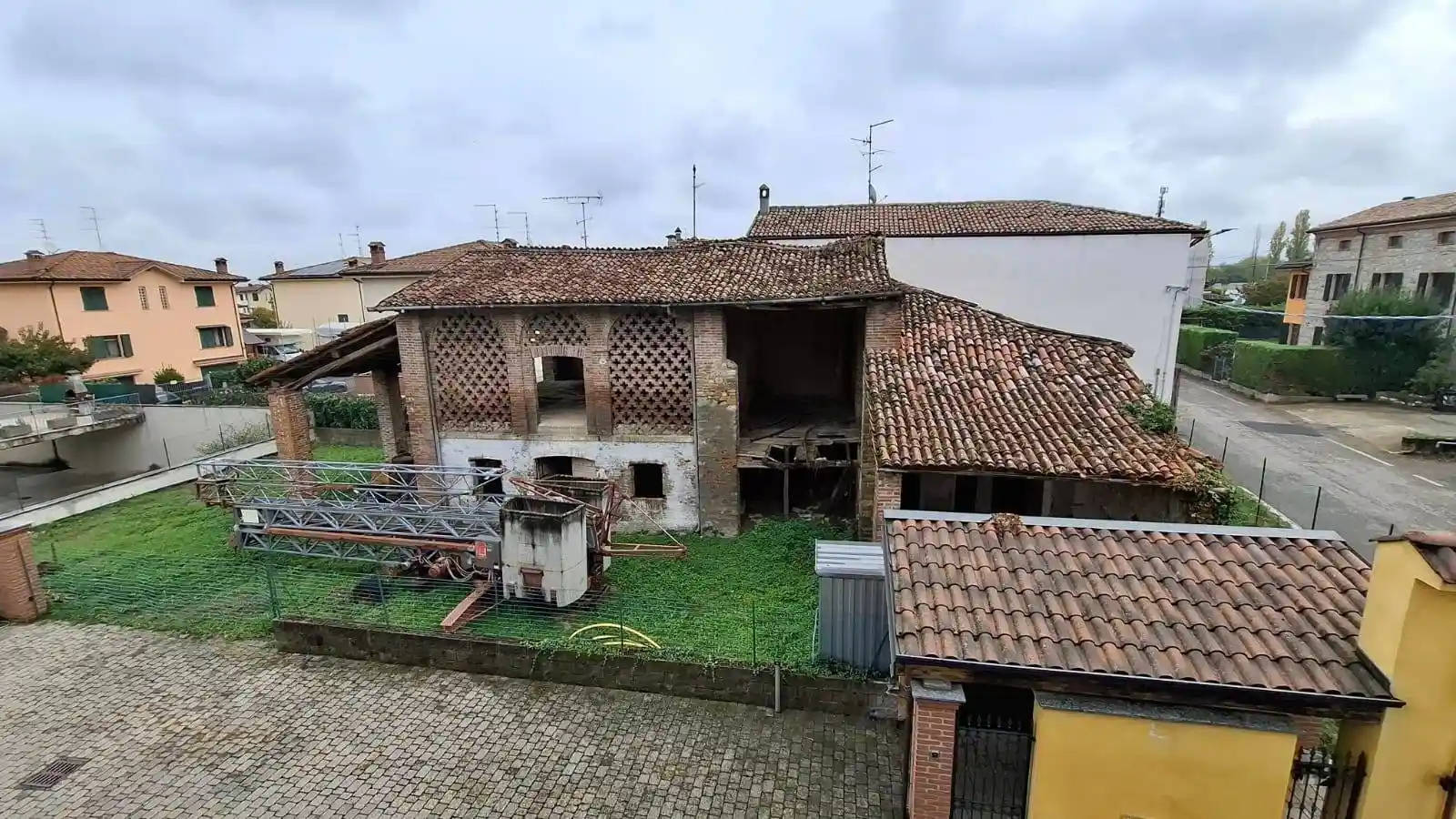 Rustico - Casale in vendita a Vigolzone