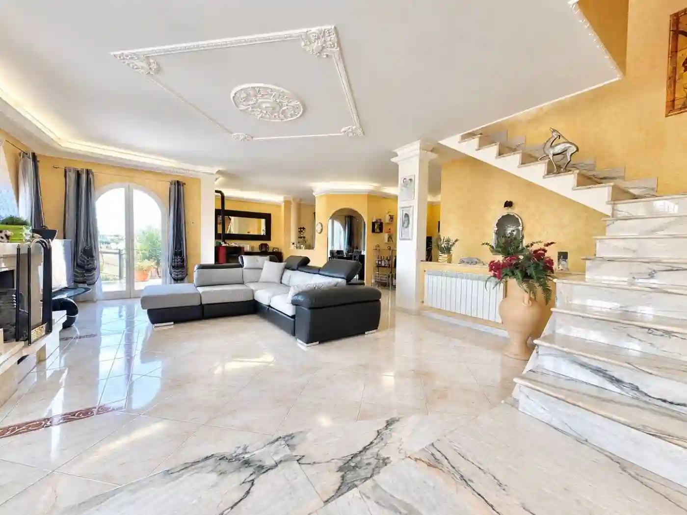 Villa - foto 2
