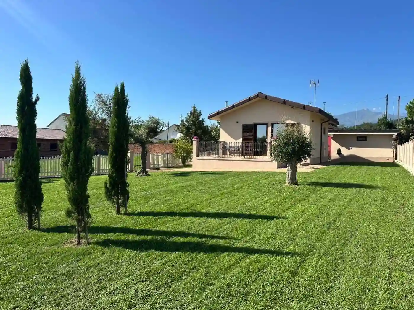 Villa - foto 2