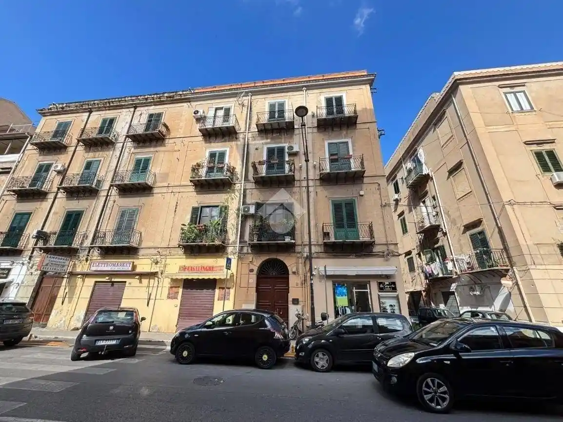 Appartamento in vendita a Palermo