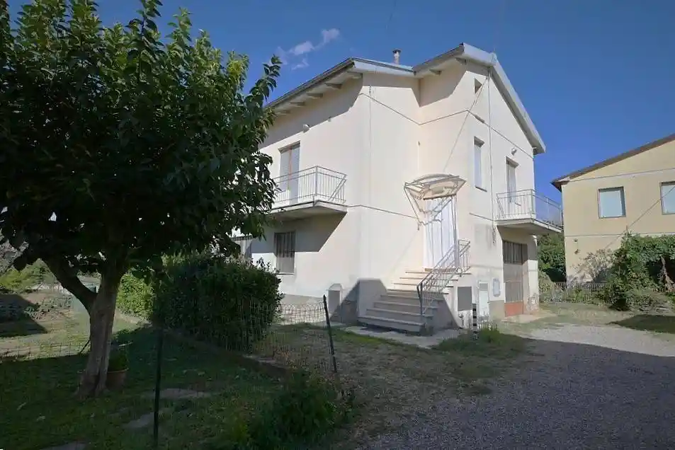 Casa indipendente in vendita a Colle di Val d'Elsa