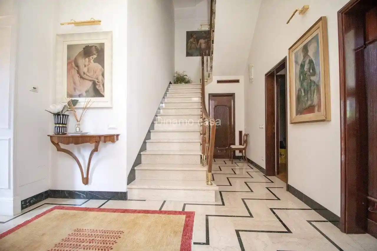 Villa in vendita a Prato