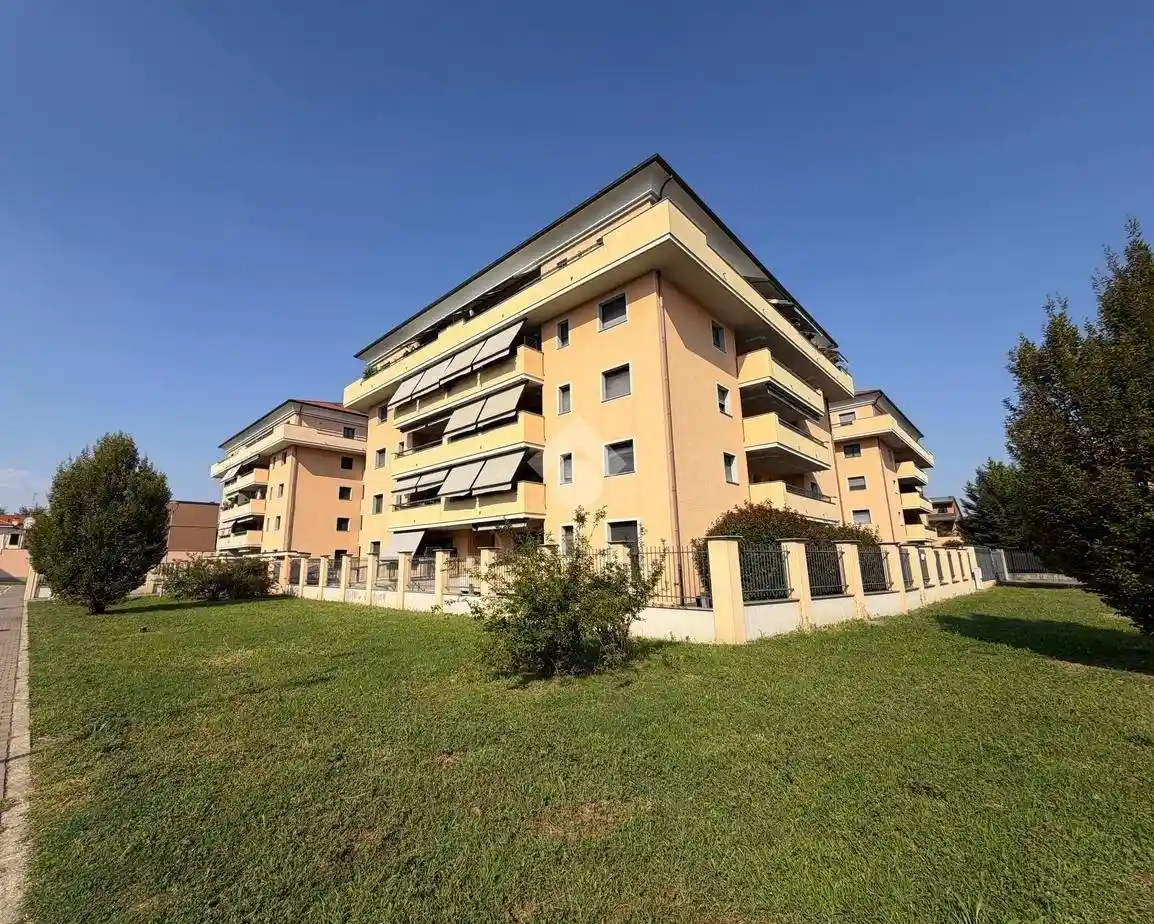 Appartamento in vendita a Magenta