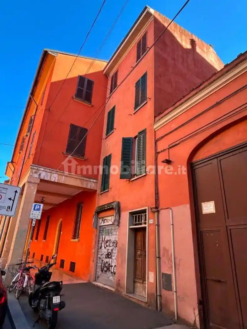 Appartamento in vendita a Bologna