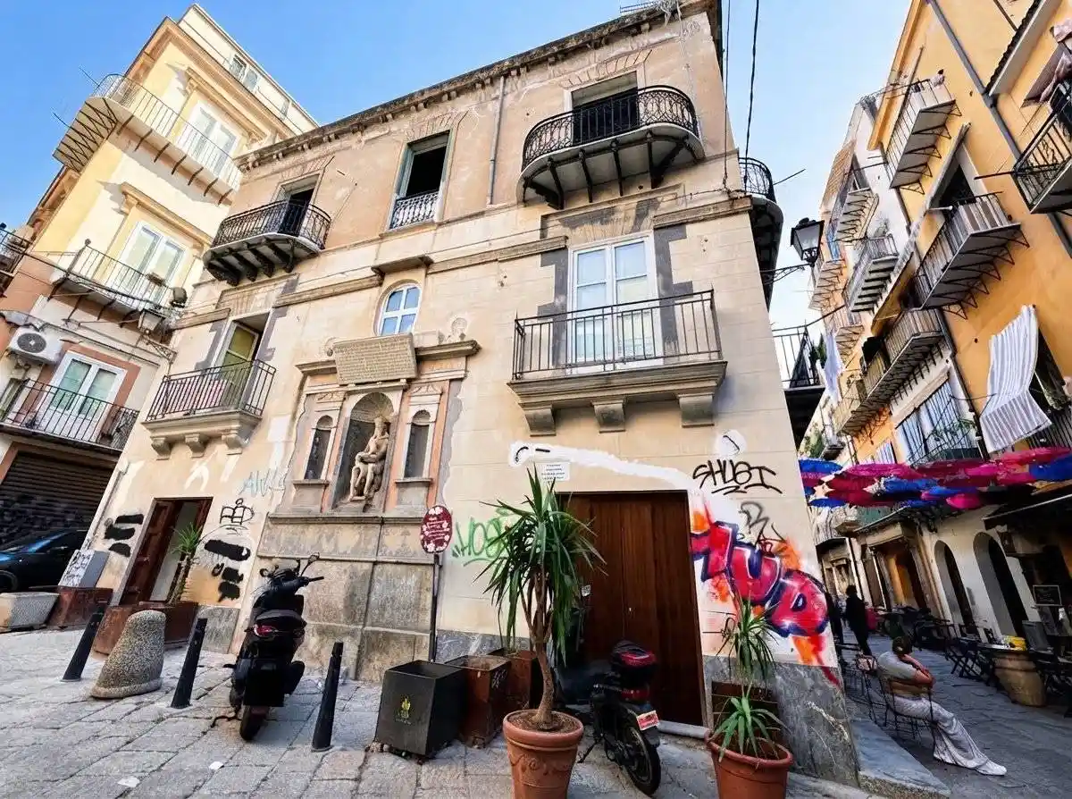 Appartamento in vendita a Palermo