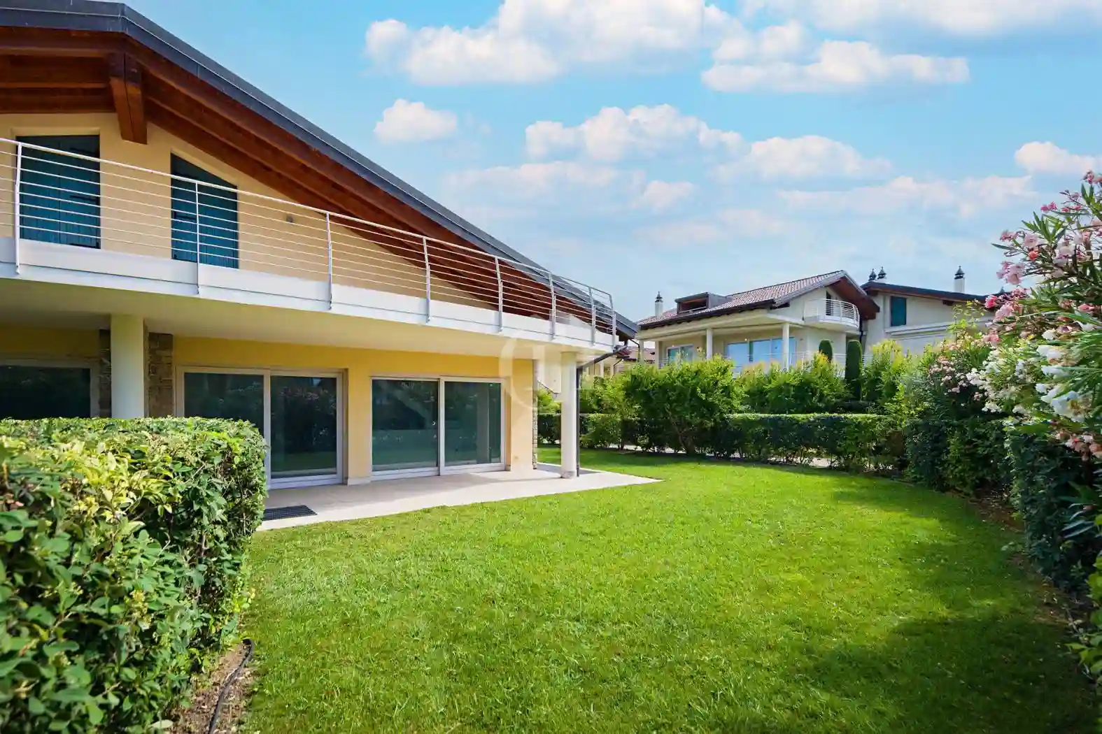 Villa - foto 2