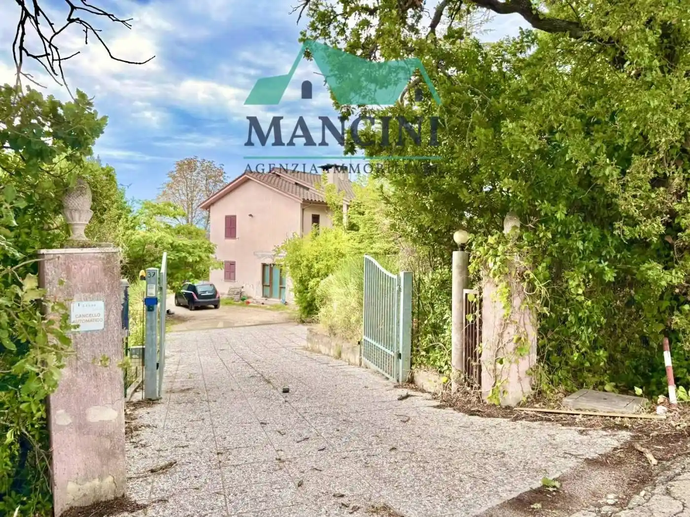 Casa indipendente in vendita a Santa Maria Nuova