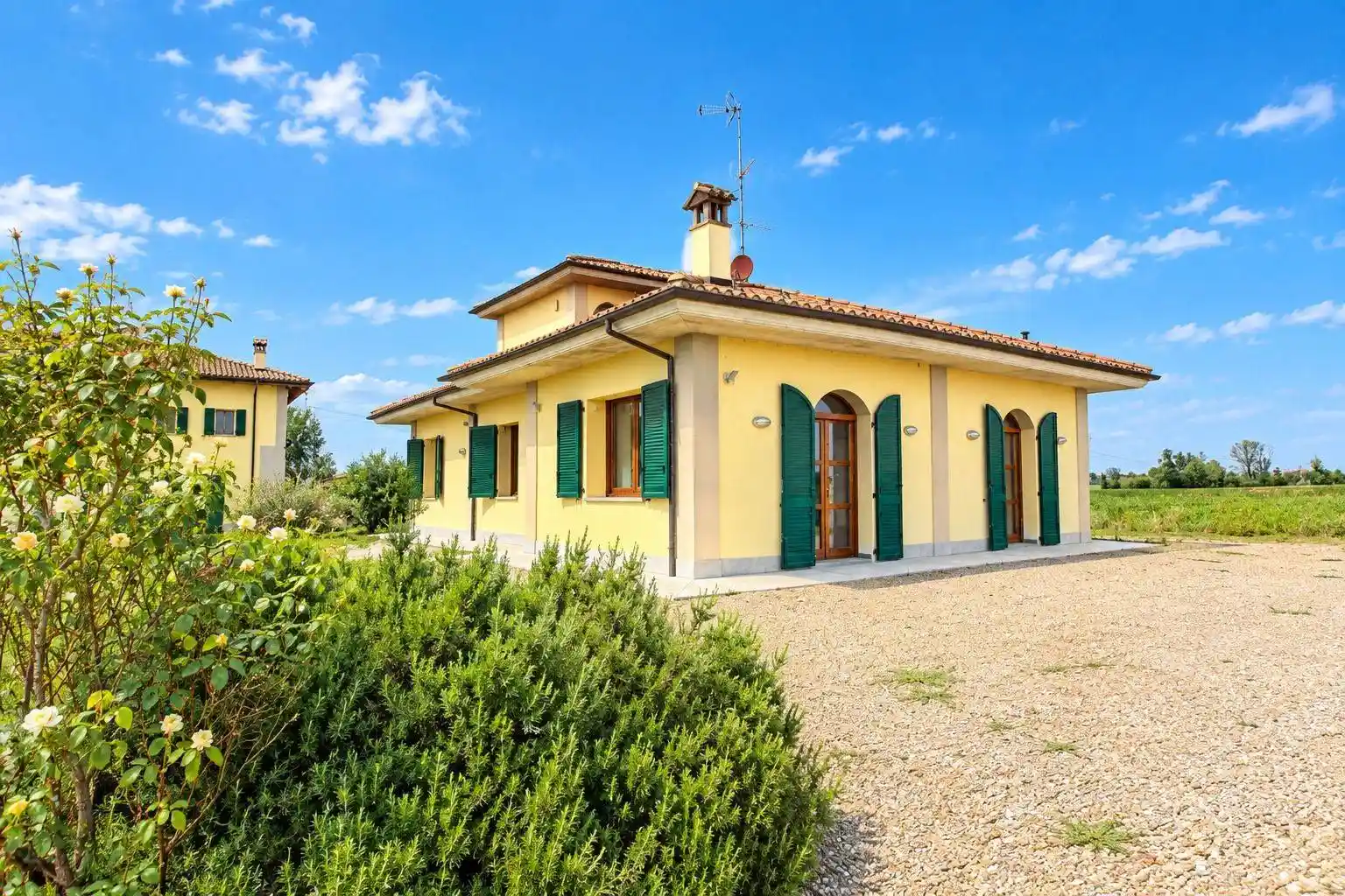 Villa in vendita a Calderara di Reno