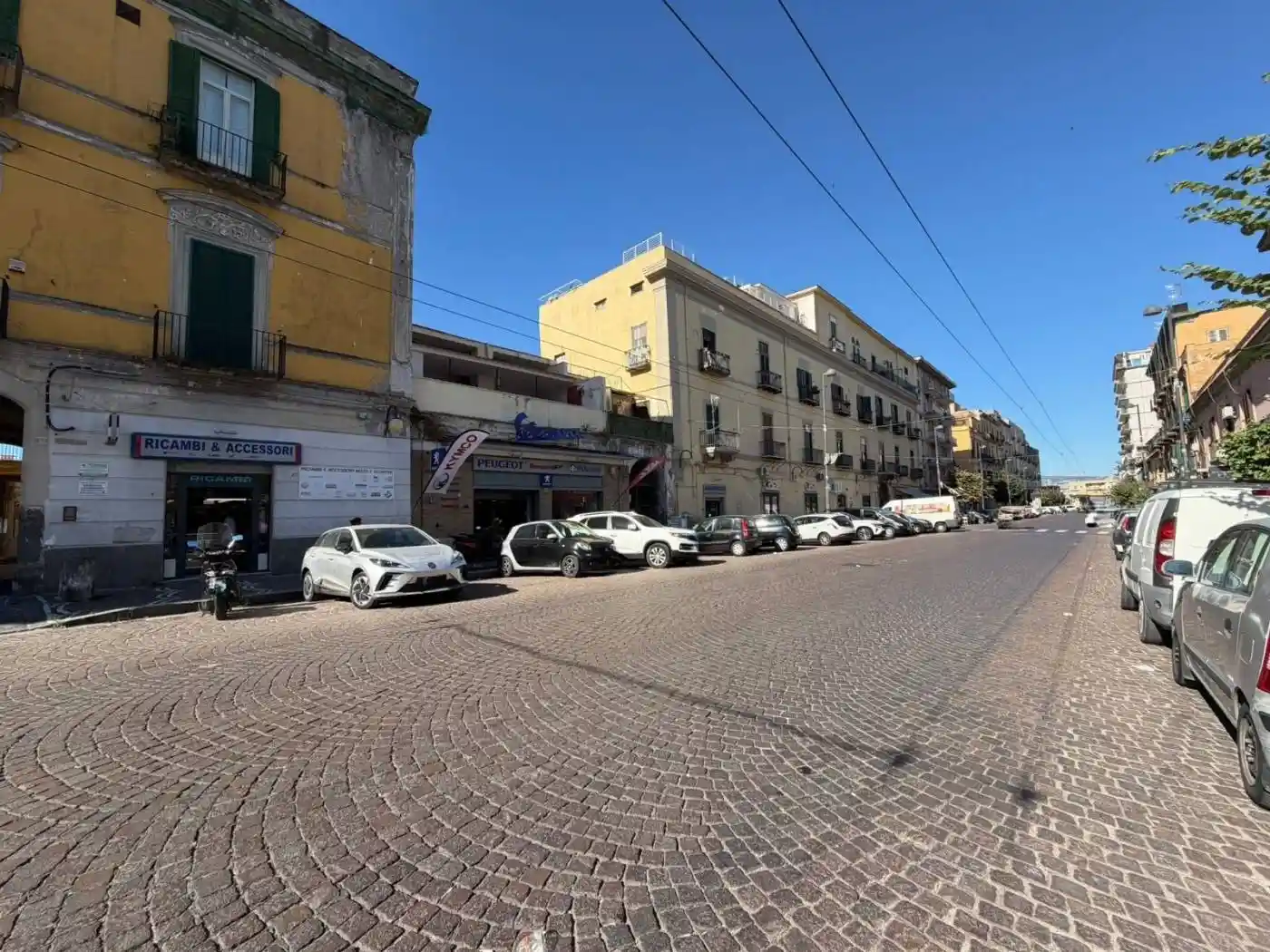Appartamento in vendita a Napoli