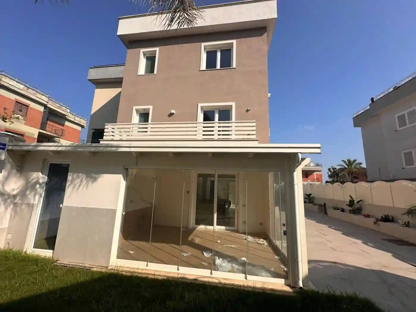 Villa - foto 2