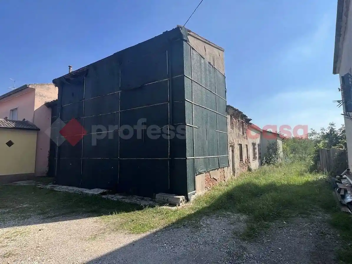 Casa indipendente in vendita a Oppeano