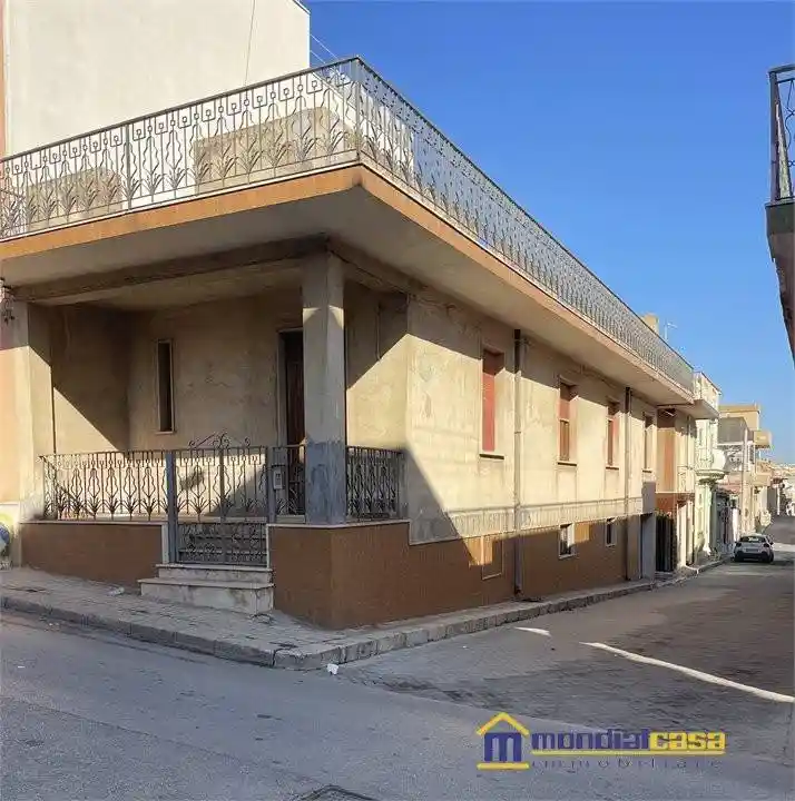 Casa indipendente in vendita a Pachino