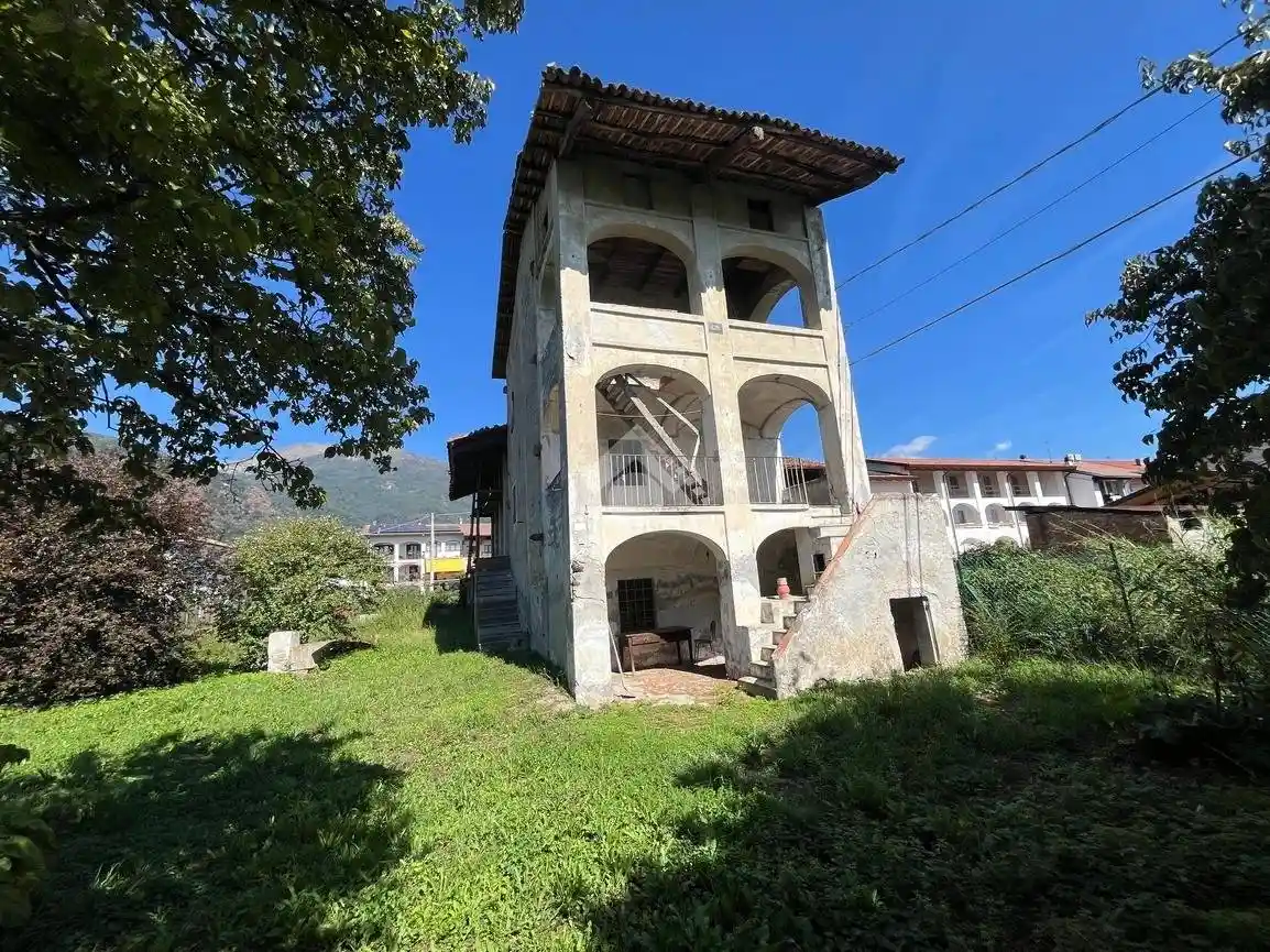 Rustico - Casale in vendita a Lessolo