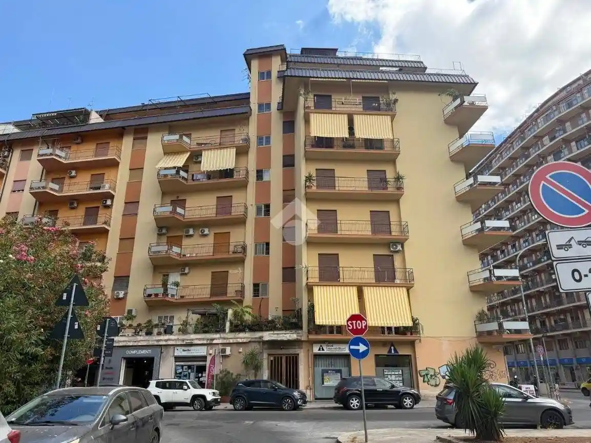 Appartamento in vendita a Palermo