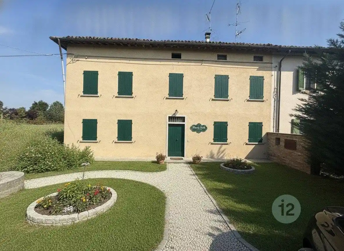 Rustico - Casale in vendita a Correggio