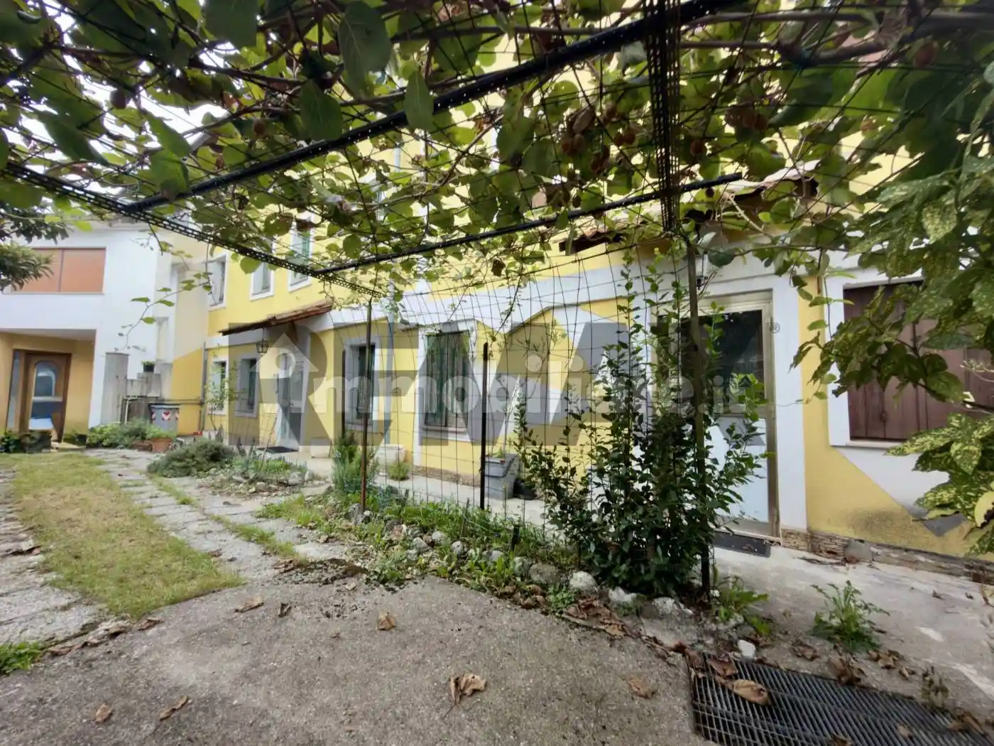 Casa indipendente in vendita a Montereale Valcellina
