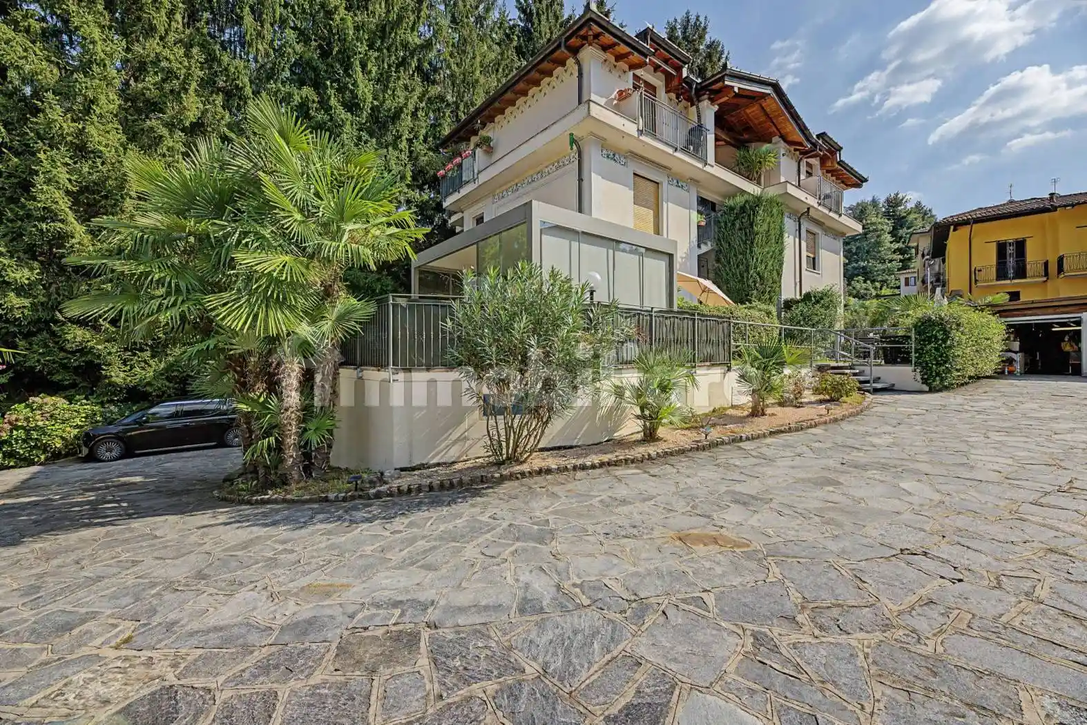 Appartamento in vendita a Lavena Ponte Tresa