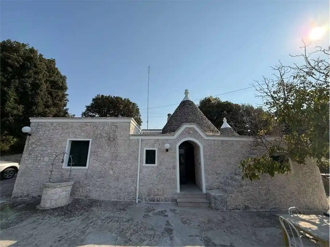 Rustico - Casale in vendita a Locorotondo