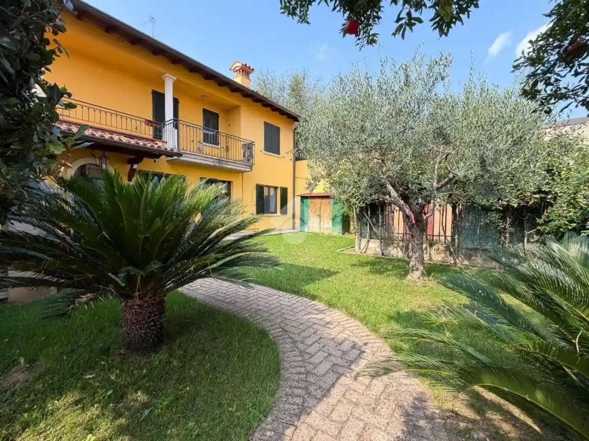 Appartamento in vendita a Passirano