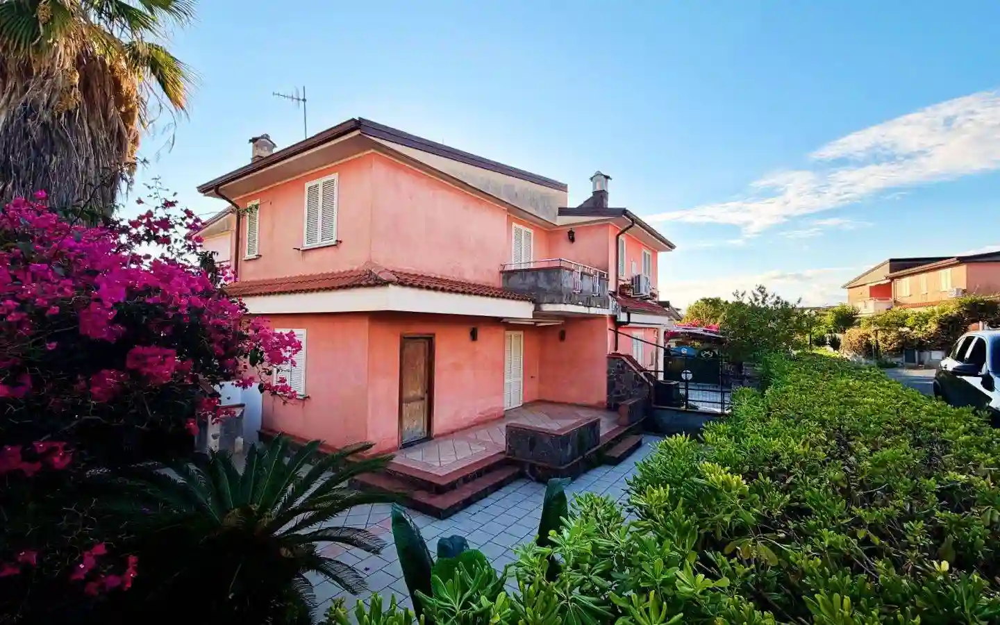 Villa - foto 2