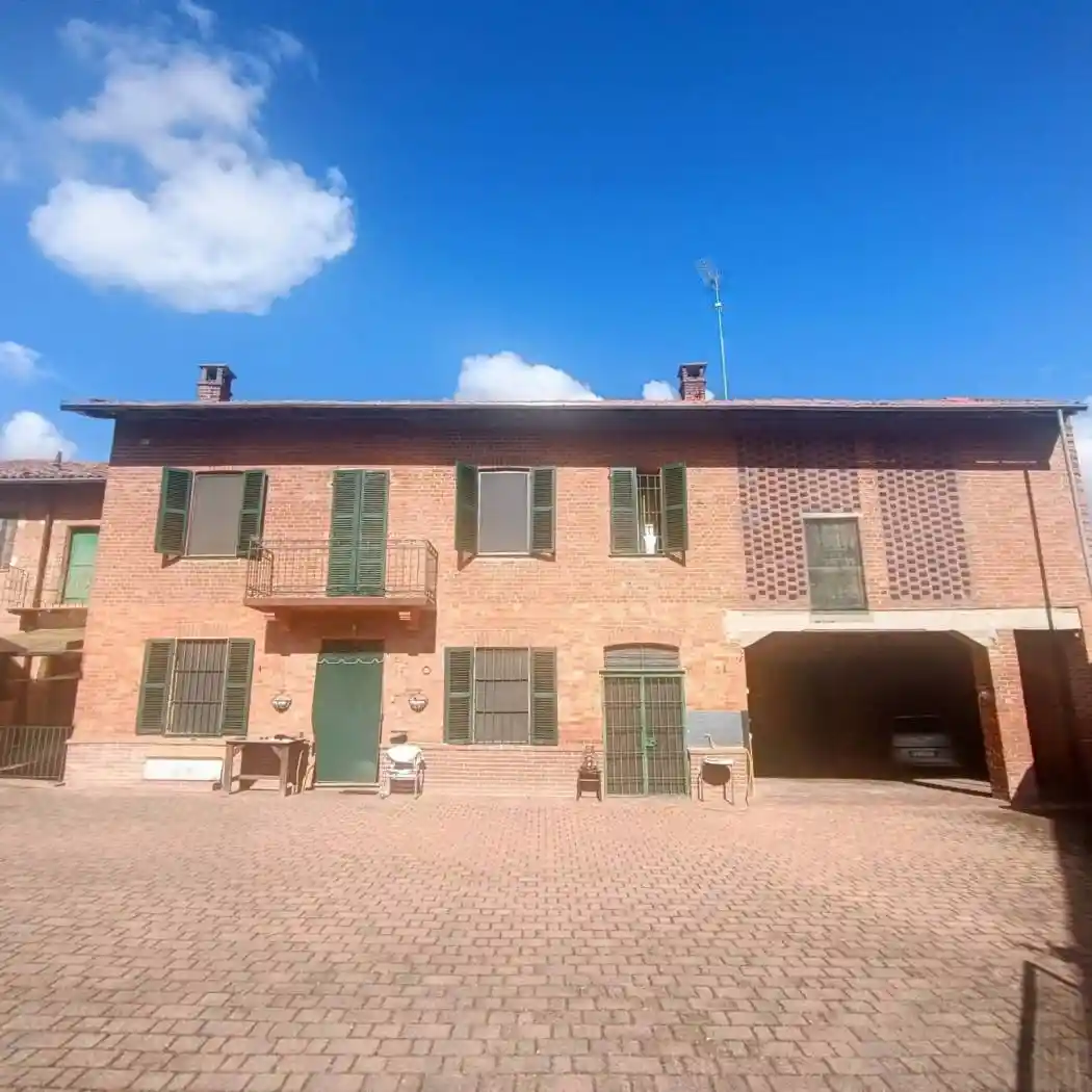 Rustico - Casale in vendita a Montiglio Monferrato