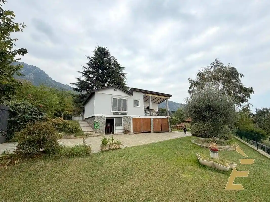 Villa in vendita a Cantalupa