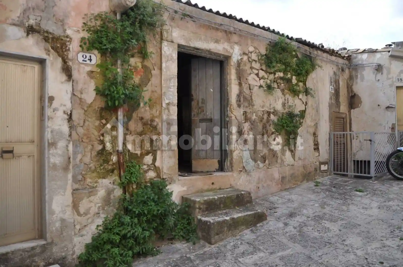 Casa indipendente in vendita a Ragusa