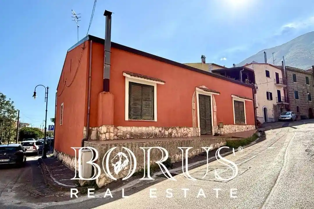Villa in vendita a Solopaca