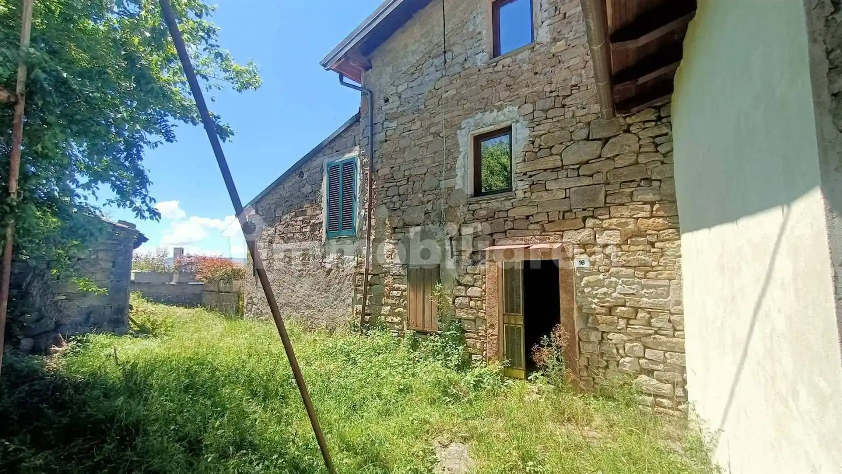 Casa indipendente in vendita a San Benedetto Val di Sambro